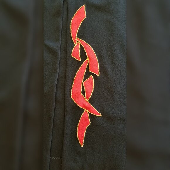 1970s Black Maxi Dress with Asian Inspired Graphics - Picture 6 of 9